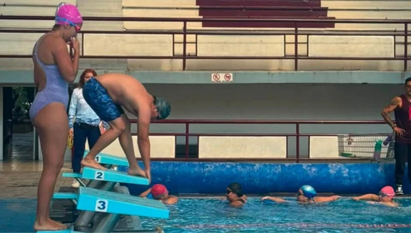 Natación
